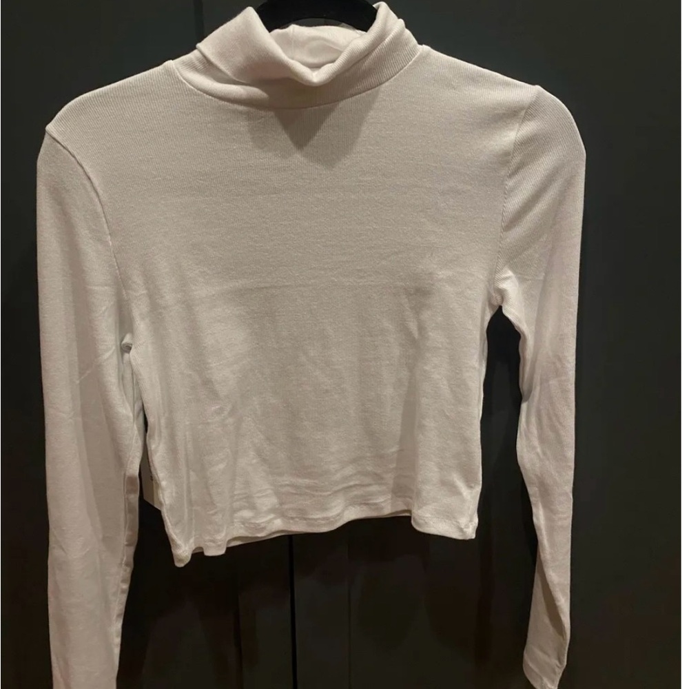 Elegant White Turtleneck Top